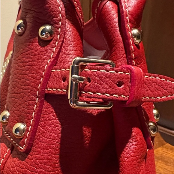 Dooney & Bourke  satchel holiday red gold tone  front clasp closure  like new - Picture 13 of 17